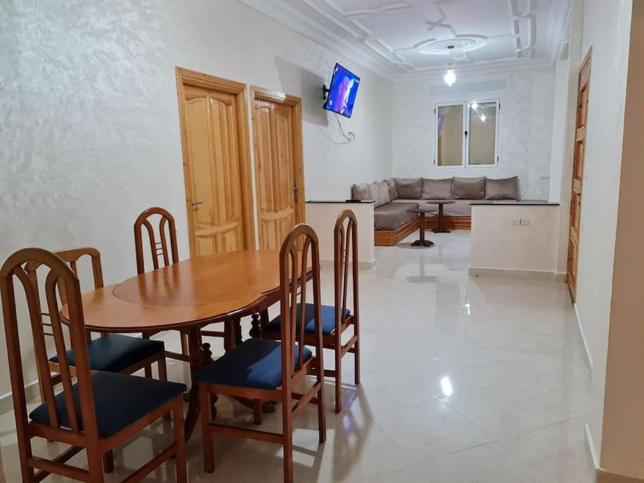 Appartement A Louer ララシュ エクステリア 写真
